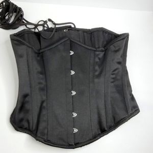 Orchard steel boned corset. Size 28